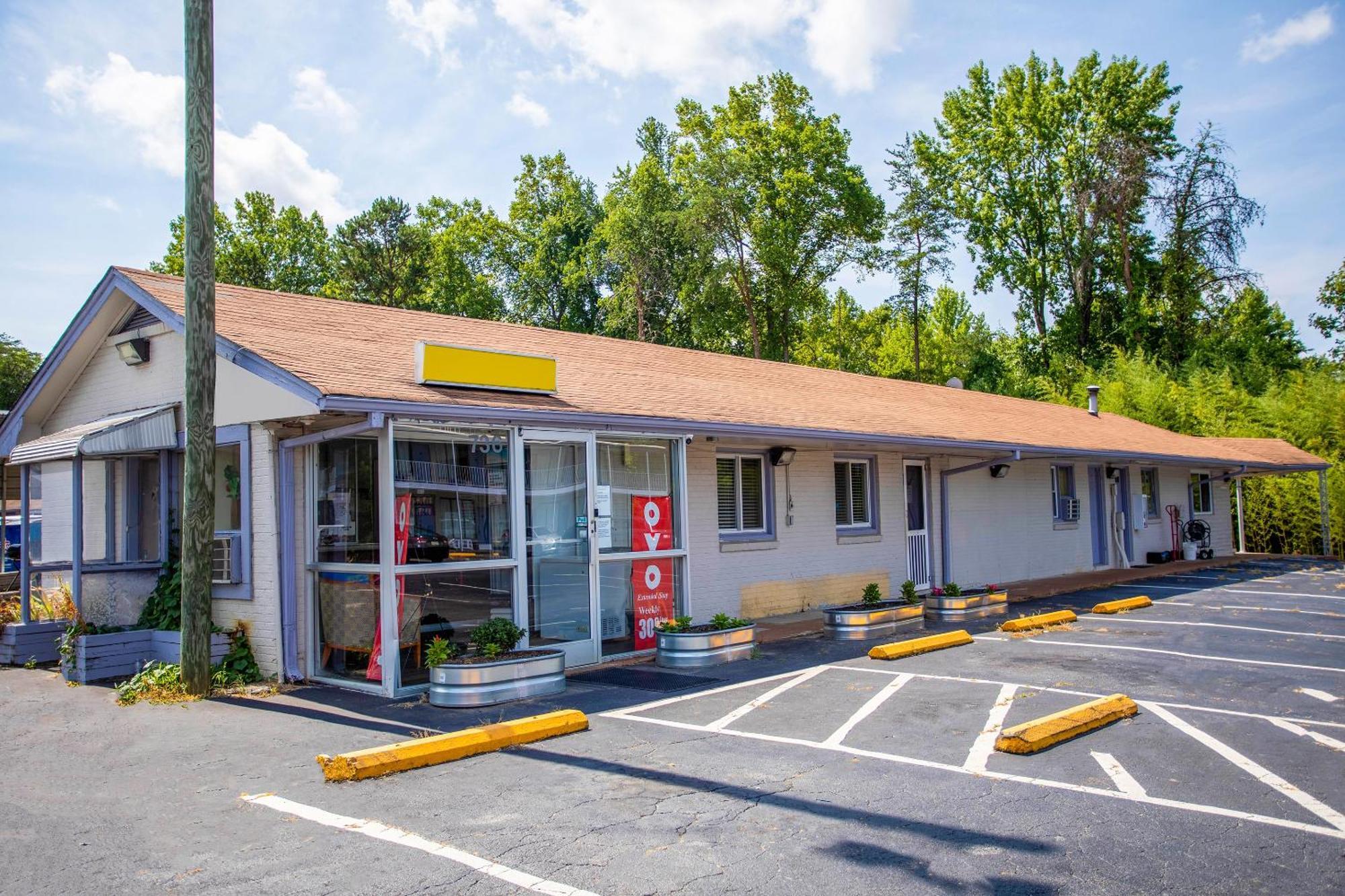 Oyo Inn Kernersville Exterior photo